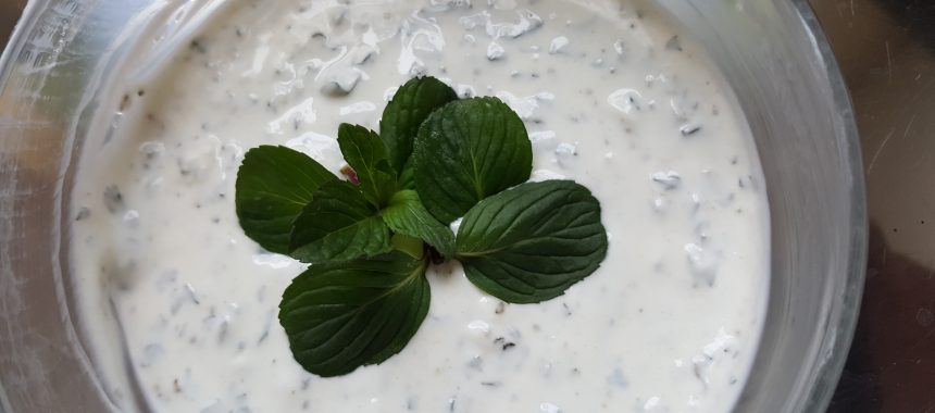 Joghurt-Minze-Dip