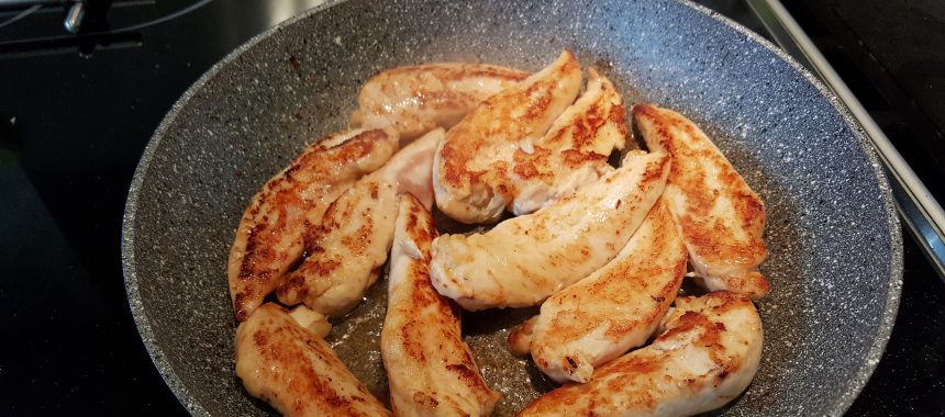 Gefüllter roter Paprika