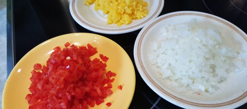 Sweet Mango-Chili Sauce